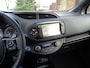 Toyota Yaris 1.5 Hybrid 100pk 5D CVT SkyBlue Edition, rijklaar met 12 mnd BOVAG garantie , bij Toyota specialist