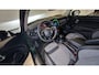MINI Cooper 3-Deurs 1.5 Chili | Navigatie | Camera | Stoelverwarming voor | PDC voor + achter |