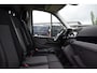 Volkswagen Crafter 35 2.0 TDI L3H3 Highline Black Edition Camera, Cruise, Carplay, LED, Clima, Automaat, Trekhaak, Sensoren, Uniek!