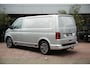 Volkswagen Transporter 2.0 TDI L1H1 4Motion Edition | Automaat | Trekhaak | Multifunctioneel Stuurwiel | Navigatie | Parkeerhulp Voor + Achter | Cruise Control | LED-Koplampen | LED-Achterlichten | Achteruitrijcamera | Airco | DAB+ | Apple/Android Carplay |