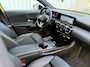Mercedes-Benz A-klasse 250 e Advantage 218 Pk SOH 95% | Widescreen | Navigatie | Cruise | Camera | Clima | Lichtmetaal.