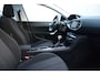 Peugeot 308 SW 1.2 PureTech Blue Lease Executive Priv/Glass Trekhaak