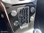 Volvo V40 2.0 T2 R-Design|Parkeercamera|PDC V+A|Stoelverwarming|Navi