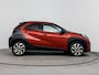 Toyota Aygo X 1.0 VVT-i S-CVT Pulse | Apple Carplay / Android Auto | Adaptive Cruise | Clima | Parkeersensoren achter | Camera | 17 inch | Privacy glas