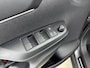 Toyota Yaris Cross 1.5 Hybrid Dynamic | Apple Carplay / Android Auto | Stoel-/stuurverwarming | Verwarmbare voorruit | Adaptive Cruise | Full LED | Keyless | Clima | Camera | 17 inch