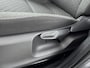 Toyota Yaris Cross 1.5 Hybrid Dynamic | Apple Carplay / Android Auto | Stoel-/stuurverwarming | Verwarmbare voorruit | Adaptive Cruise | Full LED | Keyless | Clima | Camera | 17 inch