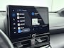 Toyota Yaris Cross 1.5 Hybrid Dynamic | Apple Carplay / Android Auto | Stoel-/stuurverwarming | Verwarmbare voorruit | Adaptive Cruise | Full LED | Keyless | Clima | Camera | 17 inch