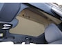 Volvo EC40 Performance Ultra Black Edition 82 kWh - IntelliSafe Assist & Surround - Harman/Kardon audio - Adaptieve LED koplampen - Verwarmde voorstoelen, stuur & achterbank - Parkeersensoren voor & achter - Elektr. bedienb. voorstoelen met geheugen links - Draadloze tel. lader - Warmtepomp - Extra getint glas - Inklapbare trekhaak - 20' LMV