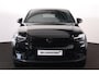 Volvo EC40 Performance Ultra Black Edition 82 kWh - IntelliSafe Assist & Surround - Harman/Kardon audio - Adaptieve LED koplampen - Verwarmde voorstoelen, stuur & achterbank - Parkeersensoren voor & achter - Elektr. bedienb. voorstoelen met geheugen links - Draadloze tel. lader - Warmtepomp - Extra getint glas - Inklapbare trekhaak - 20' LMV