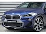 BMW X2 xDrive25d High Executive M-Sport | Panodak | H&K | Trekhaak | ACC | HUD |