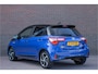 Toyota Yaris 1.5 Hybrid Bi-Tone, Carplay, Camera, LED, Lane Assist, Climate control, Cruise control.