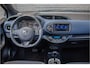 Toyota Yaris 1.5 Hybrid Bi-Tone, Carplay, Camera, LED, Lane Assist, Climate control, Cruise control.