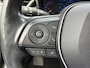 Toyota Corolla Touring Sports 1.8 HYBRID STYLE BI-TONE STOEL/STUURVERW EL-ACHTERKLEP HEAD-UP APPLE/ANDROID CLIMA AD-CRUISE 17" LM-VELGEN