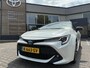 Toyota Corolla Touring Sports 1.8 HYBRID STYLE BI-TONE STOEL/STUURVERW EL-ACHTERKLEP HEAD-UP APPLE/ANDROID CLIMA AD-CRUISE 17" LM-VELGEN