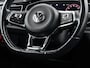 Volkswagen Polo 1.0 TSI 95pk R-line · Panoramadak · Camera · Keyless · Stoelverwarming · Parkeerassistent · 17"Velgen · Draadloze Telefoonlader ·