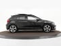 Volkswagen Polo 1.0 TSI 95pk R-line · Panoramadak · Camera · Keyless · Stoelverwarming · Parkeerassistent · 17"Velgen · Draadloze Telefoonlader ·