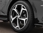 Volkswagen Polo 1.0 TSI 95pk R-line · Panoramadak · Camera · Keyless · Stoelverwarming · Parkeerassistent · 17"Velgen · Draadloze Telefoonlader ·