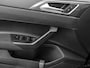 Volkswagen Polo 1.0 TSI 95pk R-line · Panoramadak · Camera · Keyless · Stoelverwarming · Parkeerassistent · 17"Velgen · Draadloze Telefoonlader ·