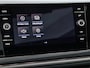 Volkswagen Polo 1.0 TSI 95pk R-line · Panoramadak · Camera · Keyless · Stoelverwarming · Parkeerassistent · 17"Velgen · Draadloze Telefoonlader ·