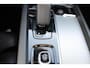 Volvo XC60 T6 350PK Plug-in hybrid AWD Plus Bright Long range / Adaptieve cruise control / Panoramadak / Apple carplay / Parkeersensoren met 360 camera / Elektrische achterklep / Elektrische stoelen met geheugen / Stoel en stuurwielverwarming