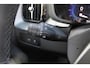 Volvo XC60 T6 350PK Plug-in hybrid AWD Plus Bright Long range / Adaptieve cruise control / Panoramadak / Apple carplay / Parkeersensoren met 360 camera / Elektrische achterklep / Elektrische stoelen met geheugen / Stoel en stuurwielverwarming