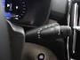 Volvo XC40 2.0 B4 Plus Dark | Trekhaak | Harman/ Kardon | Memory stoelen | Dodehoekdetectie | 360 camera | Apple Carplay/Android Auto |