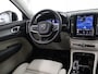 Volvo XC40 2.0 B4 Plus Dark | Trekhaak | Harman/ Kardon | Memory stoelen | Dodehoekdetectie | 360 camera | Apple Carplay/Android Auto |
