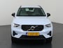 Volvo XC40 2.0 B4 Plus Dark | Trekhaak | Harman/ Kardon | Memory stoelen | Dodehoekdetectie | 360 camera | Apple Carplay/Android Auto |