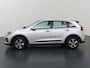Kia Niro Hybrid 1.6 GDi DynamicLine | Apple Carplay/Android Auto | Achteruitrijcamera | Half-lederen bekleding | DAB | Cruise control adaptief |