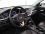 Kia Niro Hybrid 1.6 GDi DynamicLine | Apple Carplay/Android Auto | Achteruitrijcamera | Half-lederen bekleding | DAB | Cruise control adaptief |