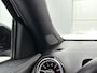 Mercedes-Benz GLB 180 Luxury Line 7p. 7 Persoons | Distronic | Ledkoplampen | Parkeerpakket met achteruitrijcamera | Sfeerverlichting. Inclusief 24 maanden Mercedes-Benz Certified garantie voor Europa.