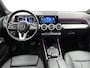 Mercedes-Benz GLB 180 Luxury Line 7p. 7 Persoons | Distronic | Ledkoplampen | Parkeerpakket met achteruitrijcamera | Sfeerverlichting. Inclusief 24 maanden Mercedes-Benz Certified garantie voor Europa.