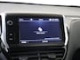 Peugeot 208 1.2 PureTech Signature Parkeerhulp achter | Cruise controle | Apple Carplay & Android Auto!!