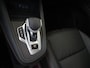 Renault Captur 1.3 TCe 155 Initiale Paris | Apple Carplay/Android Auto | Autonomous Emergency Braking | cruise control adaptief | dodehoek detectie | electronic climate control | LED koplampen | lichtmetalen velgen 18" | luxe lederen bekleding | metaalkleur | navigatiesysteem full map | rijstrooksensor met correctie | voorstoelen verwarmd