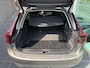 Volvo V90 2.0 T6 AWD Inscription PHEV, Automaat, Panoramadak, Luchtvering, Leder, Head-up display, Stoel- en stuurverwarming, Harman Kardon audio, Extra getinte ramen achter, Parkeerverwarming met timer