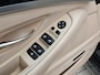 BMW 5-Serie 520i Luxury Edition Comfortstoelen Trekhaak Leer