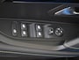 Peugeot 208 1.2 Hybrid 145 e-DCS6 GT Camera + parkeersensoren | Adaptieve cruise controle | Apple Carplay & Android auto!