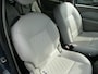 Renault Twingo 1.2-16V Initiale CRUISE CONTROLE/ CLIMATE CONTROLE/ LEDEREN INTERIEUR/ ETC.. DEALER ONDERHOUDEN! RIJKLAAR!