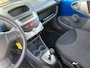 Toyota Aygo Dynamic Blue 1.0-12V - AUTOMAAT - Airco - lichtmetaal - 5drs - elektrische ramen