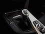 BMW 3-Serie 316i Upgrade Edition (NAP /Trekhaak / Leder)