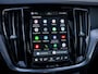 Volvo V60 2.0 T6 Plug-in hybrid AWD Ultimate Dark - Long Range l Pano l Trekh. l 360cam