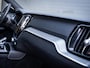 Volvo V60 2.0 T6 Plug-in hybrid AWD Ultimate Dark - Long Range l Pano l Trekh. l 360cam