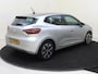 Renault Clio 1.6 E-Tech Hybrid 140 Limited | airco automatisch | Apple Carplay/Android | cruise control | LED koplampen | lederen bekleding | lichtmetalen velgen 17"| navigatiesysteem full map | rijstrooksensor met correctie | voorstoelen verwarmd |