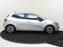 Renault Clio 1.6 E-Tech Hybrid 140 Limited | airco automatisch | Apple Carplay/Android | cruise control | LED koplampen | lederen bekleding | lichtmetalen velgen 17"| navigatiesysteem full map | rijstrooksensor met correctie | voorstoelen verwarmd |