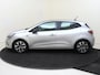 Renault Clio 1.6 E-Tech Hybrid 140 Limited | airco automatisch | Apple Carplay/Android | cruise control | LED koplampen | lederen bekleding | lichtmetalen velgen 17"| navigatiesysteem full map | rijstrooksensor met correctie | voorstoelen verwarmd |