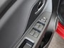 Toyota Yaris 1.5 Hybrid Premium | Dealeronderhouden | Panoramadak | Stoelverwarming | Climate Control | Cruise Control | Achteruitrijcamera | Armsteun | Bluetooth |