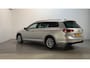 Volkswagen Passat 1.5 TSI 150pk DSG Business Trekhaak Navigatie App-Connect App-Connect DAB+