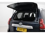 Toyota Land Cruiser 7 pers. 2.8 D-4D Executive | Panoramadak | Trekhaak | Treeplanken | Stoel-/achterbankverwarming | Stoelventilatie | Leder | Rear Seat Entertainment | Dodehoek detectie | JBL