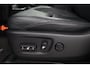 Toyota Land Cruiser 7 pers. 2.8 D-4D Executive | Panoramadak | Trekhaak | Treeplanken | Stoel-/achterbankverwarming | Stoelventilatie | Leder | Rear Seat Entertainment | Dodehoek detectie | JBL