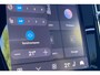 Volvo EX40 Single Motor Extended Range Ultra 82 kWh | Panoramadak | Elektrisch verstelbare voorstoelen met geheugenfunctie | Verwarmbare voorstoelen en stuurwiel | Extra getint glas | Warmtepomp | Premium audio by Harman Kardon | 360 graden camera | Adaptieve cruise control | 19 inch. lichtmetalen velgen